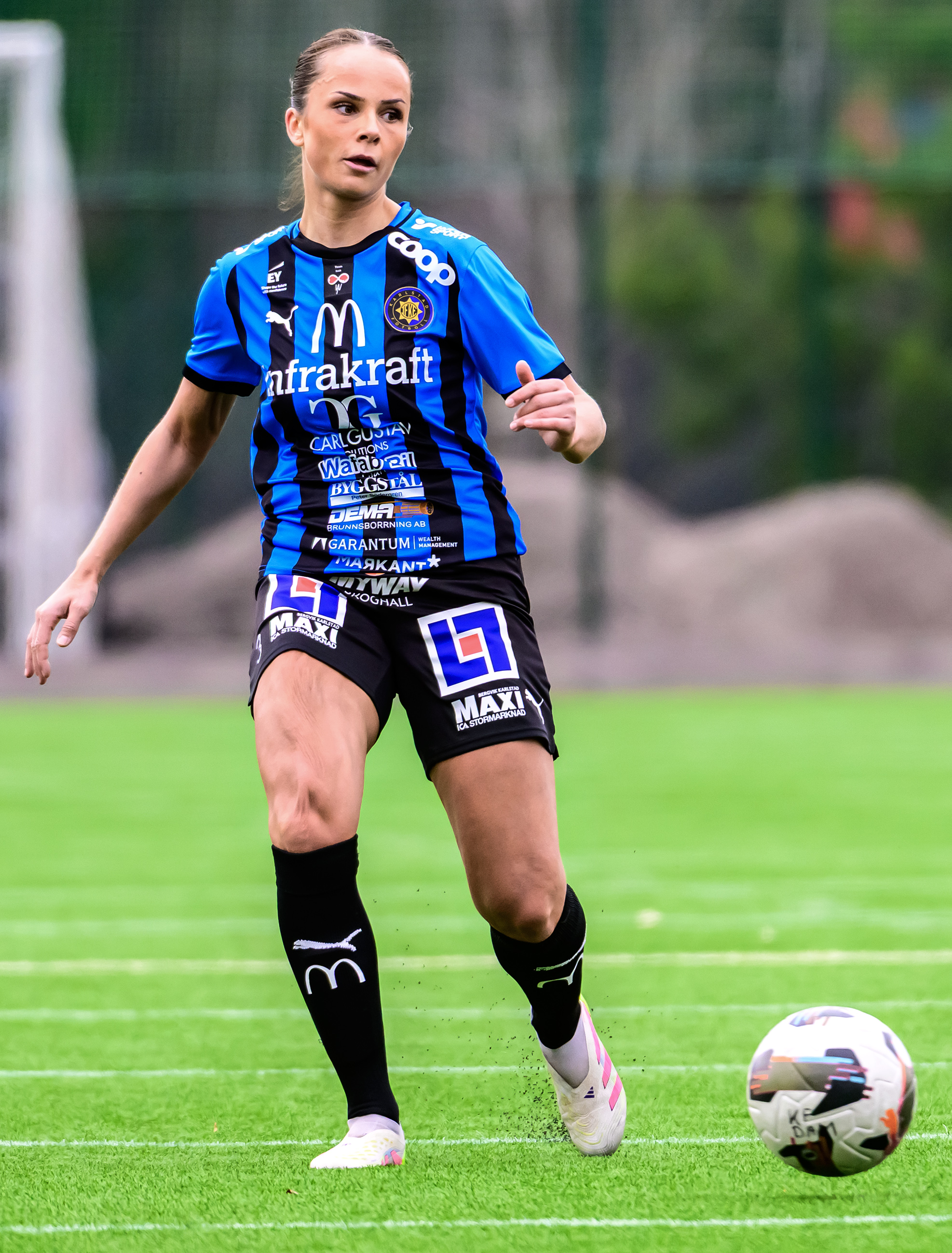 260412KaFoDBoo16 Hak